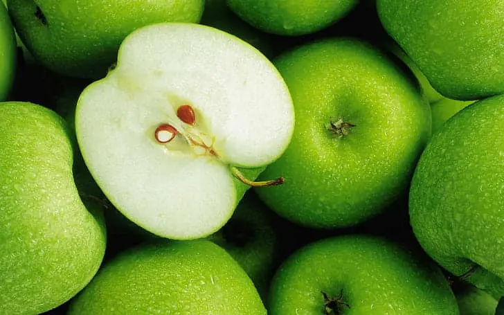 green apple